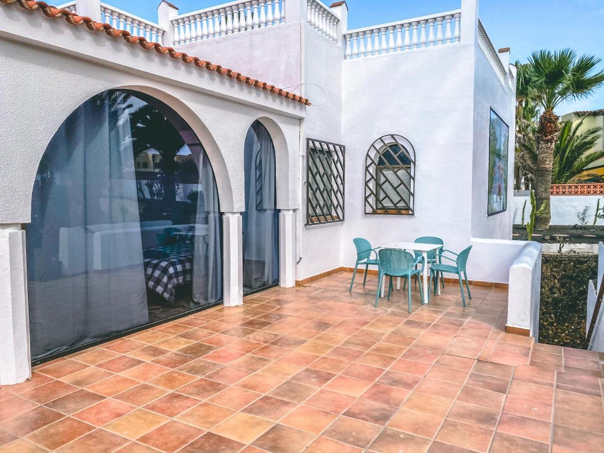 Villa Los Flamencos By Veaco- Beachfront & Pool Corralejo Exterior photo